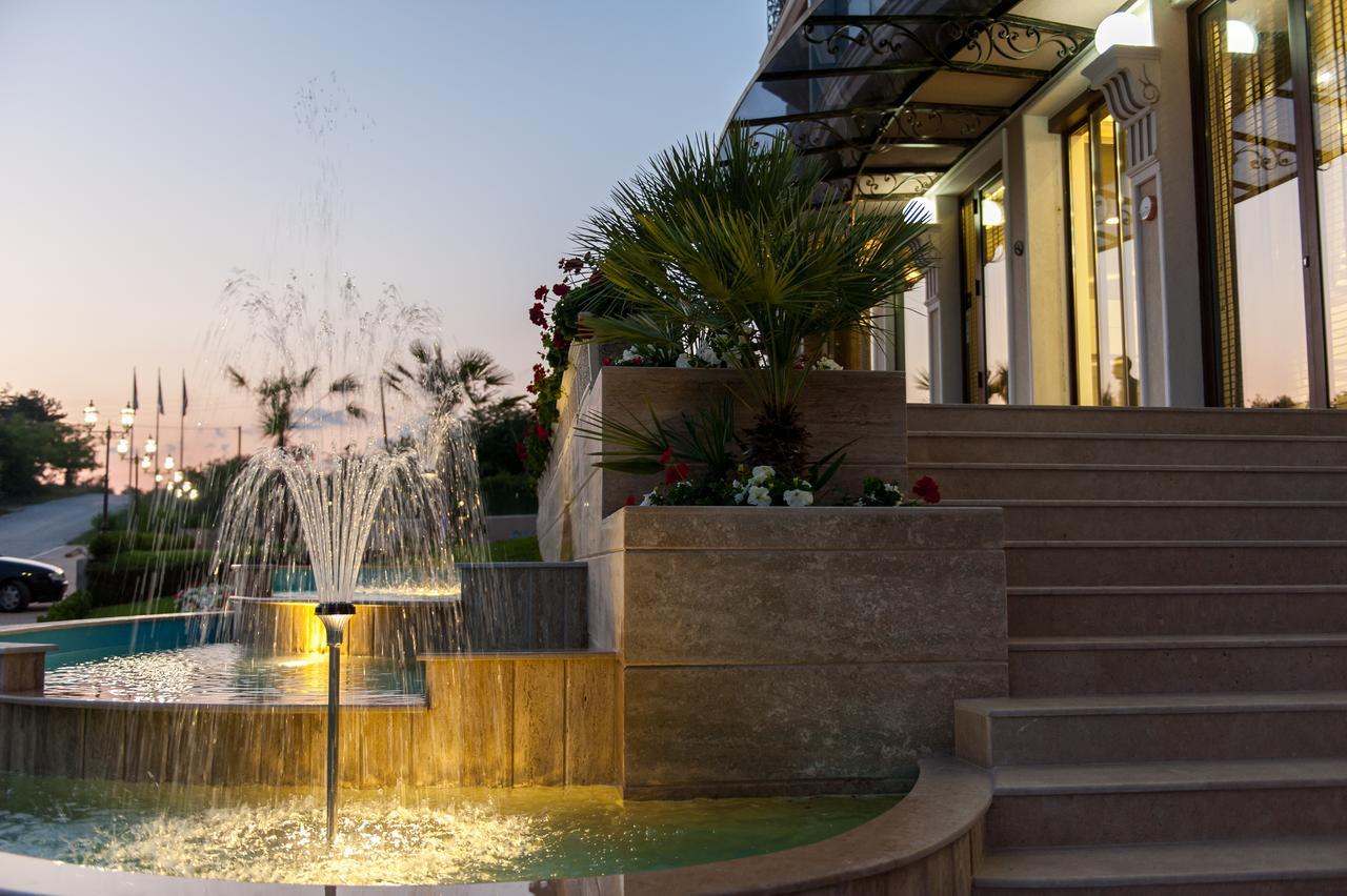 Mantar Spa Hotel Marikostinovo Exterior photo