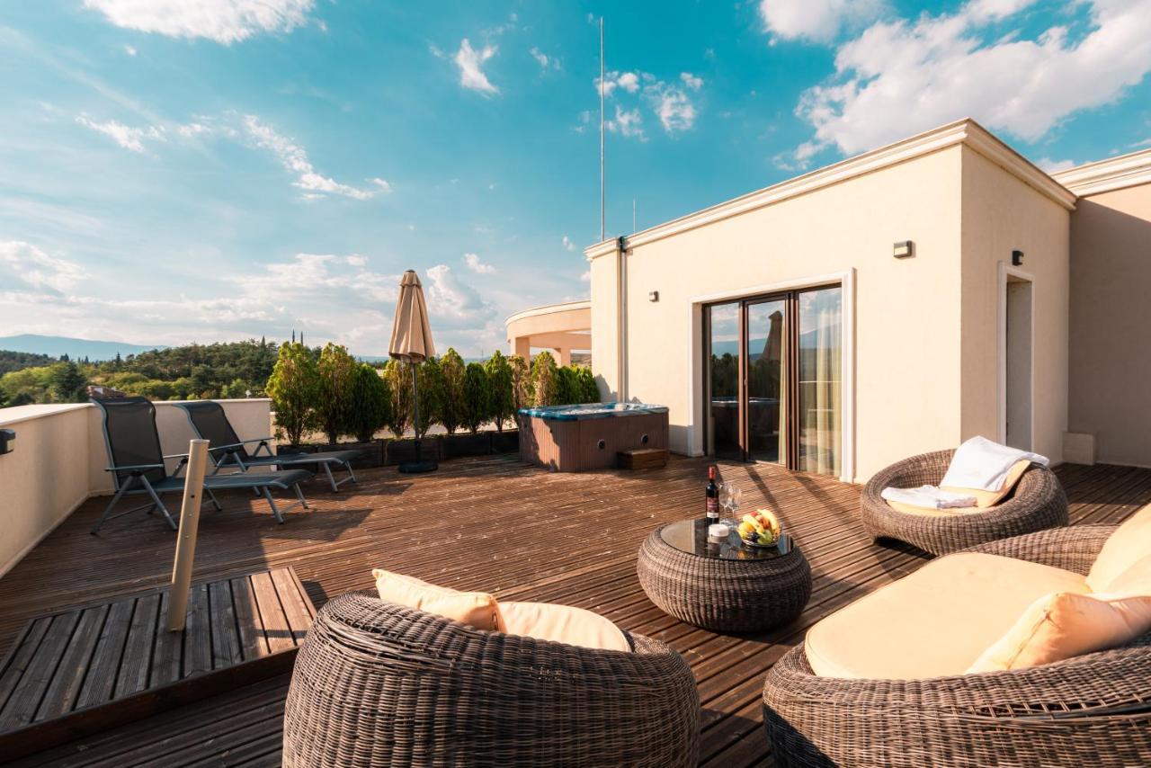 Mantar Spa Hotel Marikostinovo Exterior photo